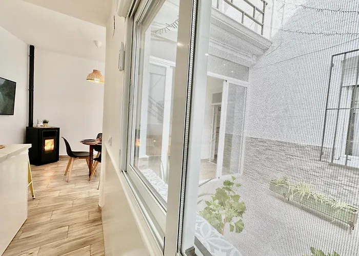 Alcocer Deluxe L Privacidad E Intimidad *