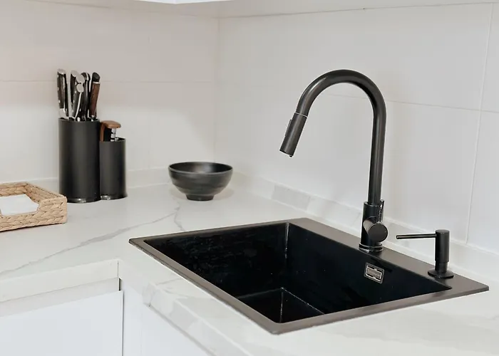 Alcocer Deluxe L Privacidad E Intimidad