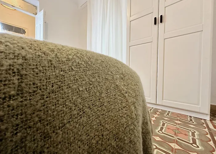 Alcocer Deluxe L Privacidad E Intimidad